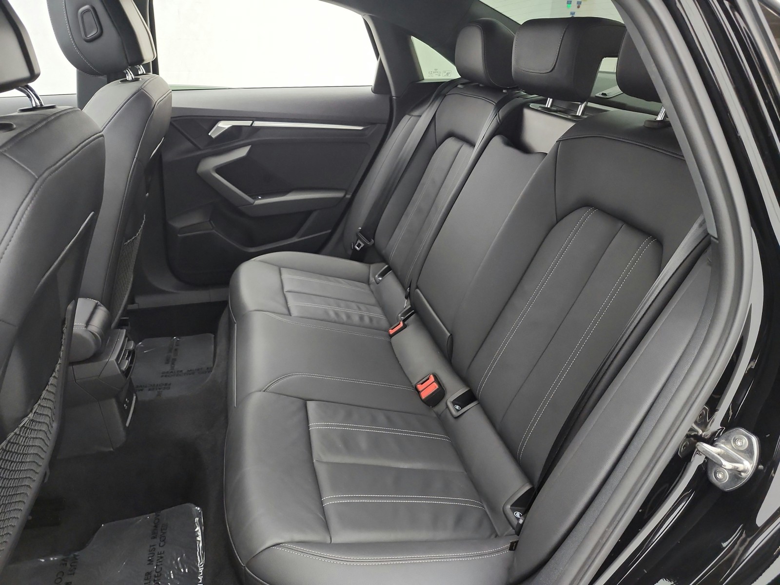 Used 2022 Brilliant Black Audi Premium 40 TFSI image 15