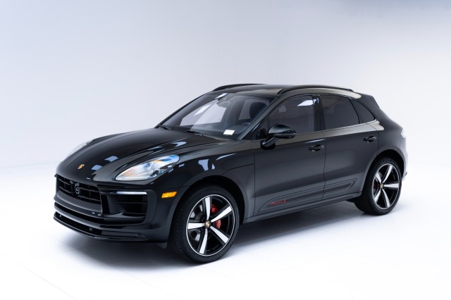 2025  Macan S in , 