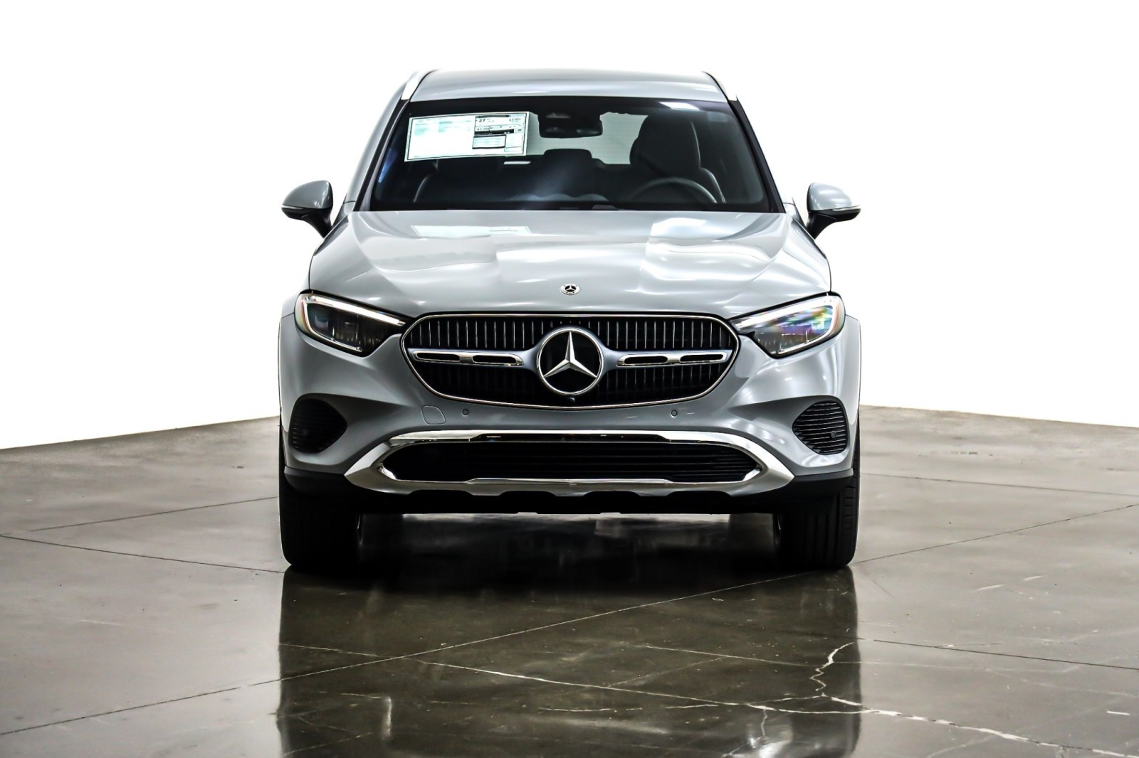 New 2026 MANUFAKTUR Alpine Grey Mercedes-Benz GLC 300 image 2