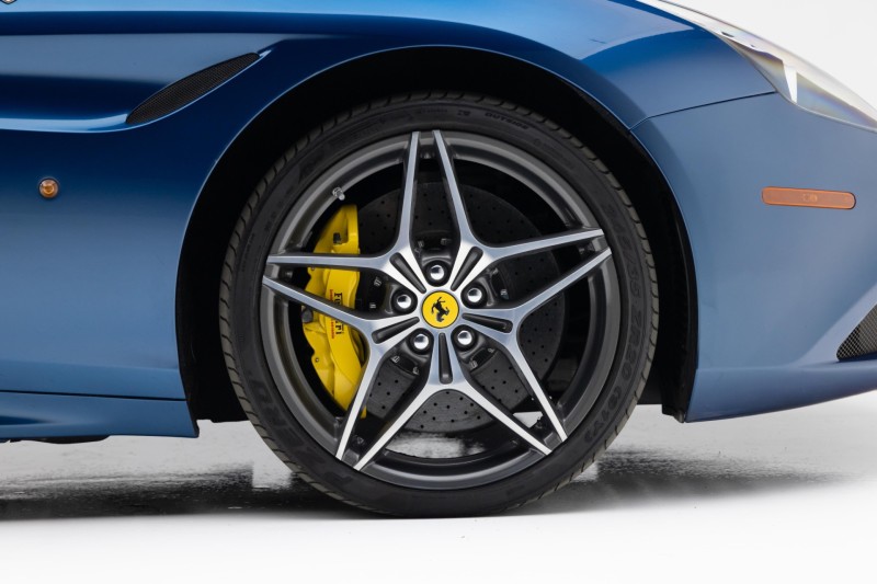 2015 Ferrari California T T in , 