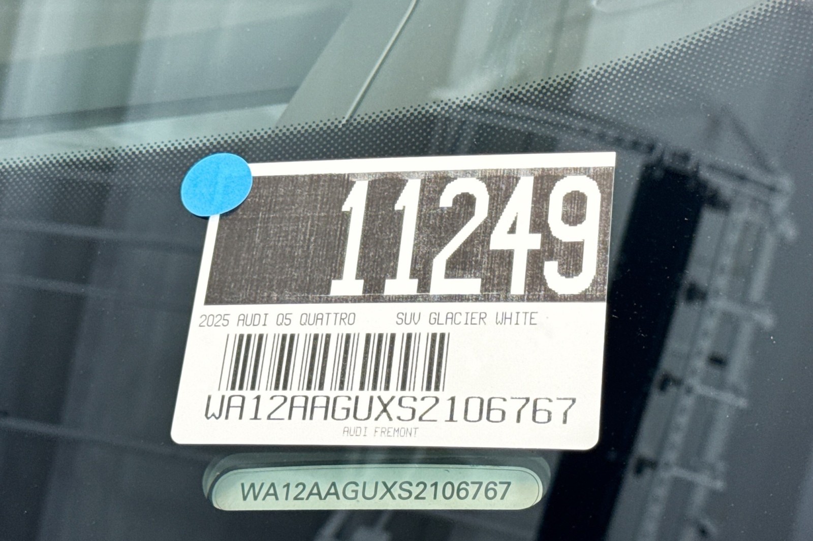 New 2025 Glacier White Metallic Audi Premium Plus 2.0 TFSI quattro image 29