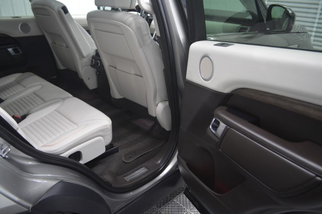 Used 2018 Land Rover Discovery HSE Luxury SUV for sale in Geneva NY