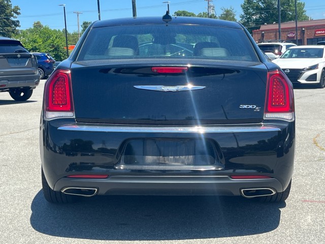 Chrysler30010