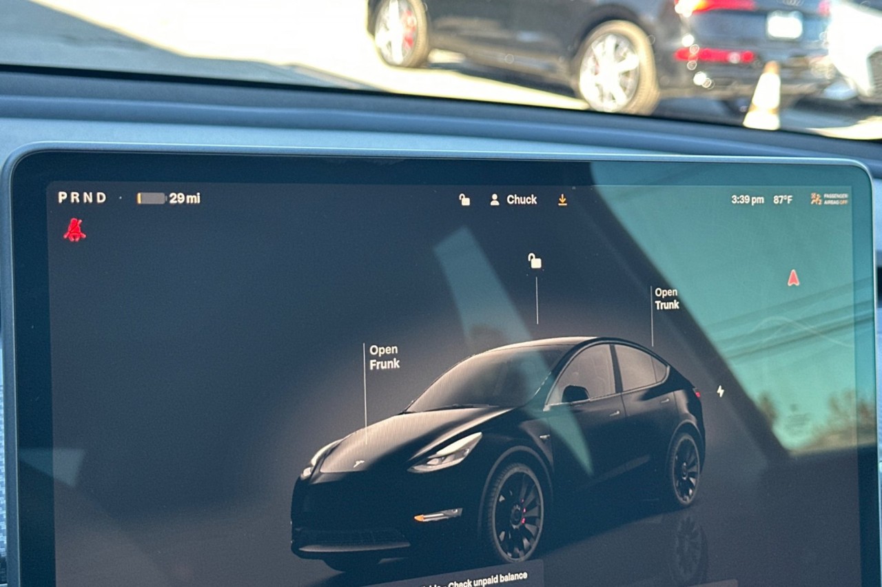Used 2022 BLACK Tesla Performance image 23