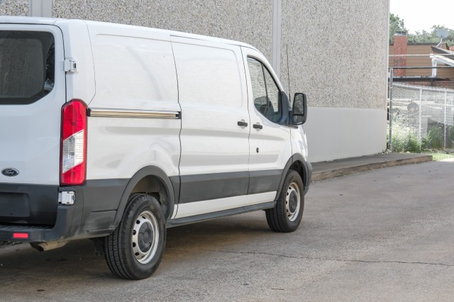 2019 Ford Transit Van  11