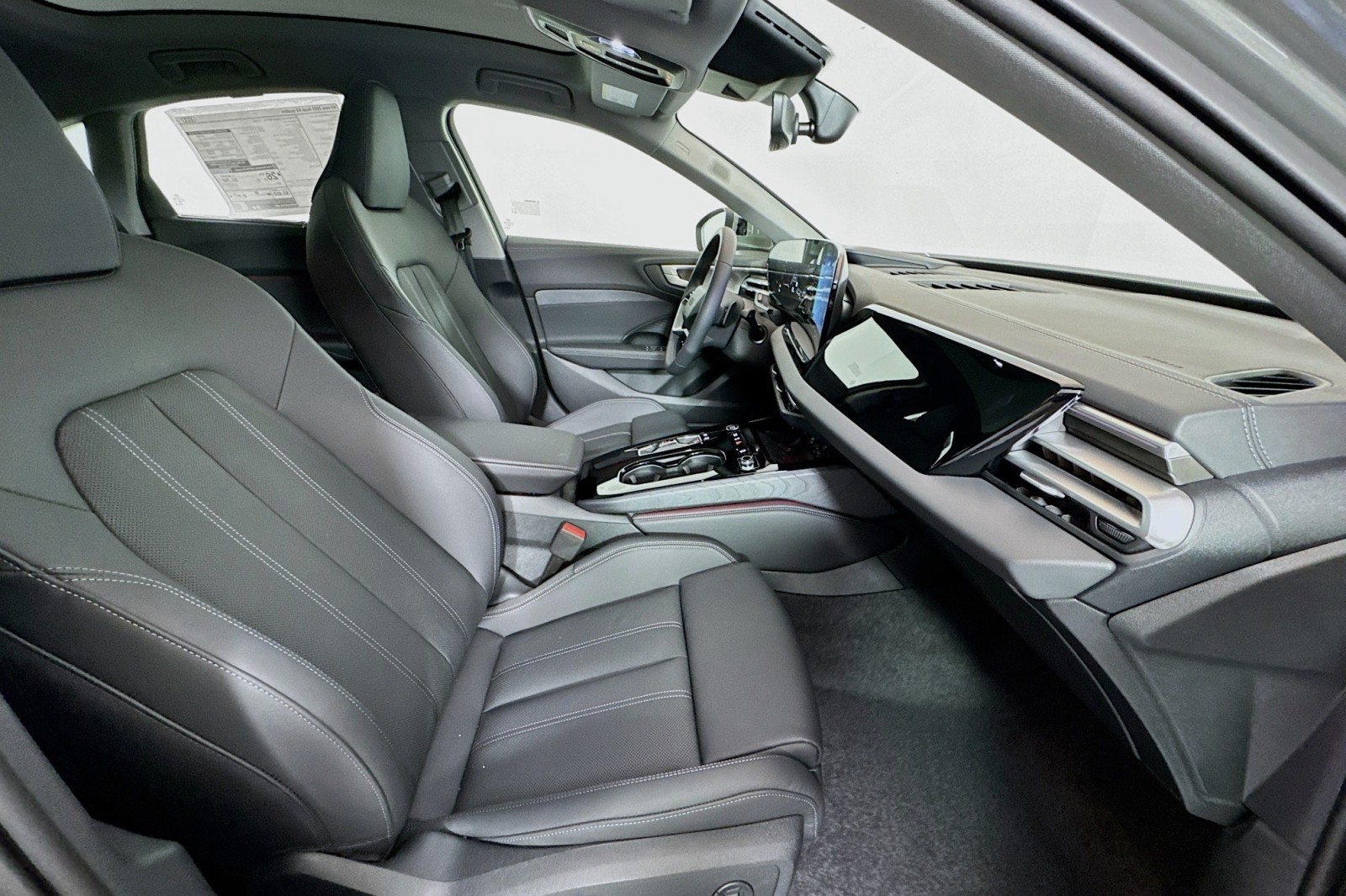 New 2025 Chronos Gray Metallic Audi Premium Plus 2.0 TFSI quattro image 27