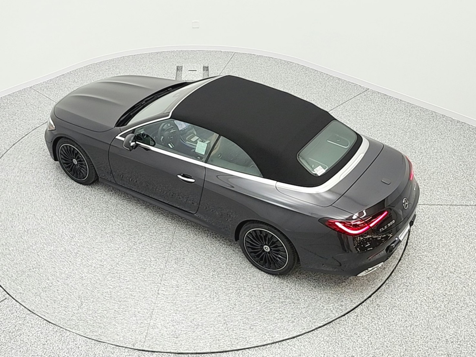 New 2026 Graphite Grey Metallic Mercedes-Benz CLE 300 image 38