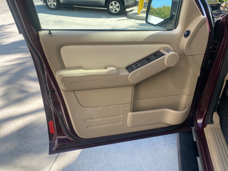 2008 Ford Explorer Sport Trac Limited LOW MILES 49,936 in , 