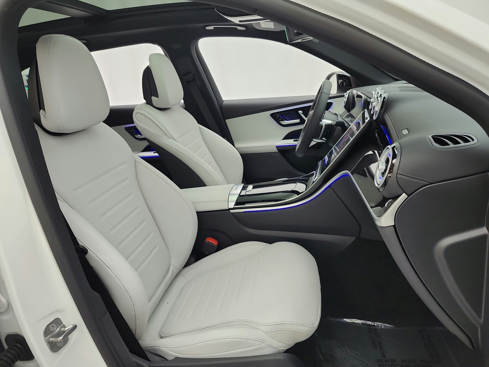 New 2027 Polar White Mercedes-Benz GLC 300 SUV image 14