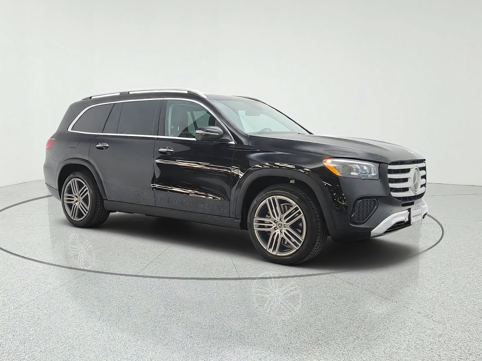 Certified Used 2026 Obsidian Black Metallic Mercedes-Benz GLS 450 4MATIC® SUV image 3