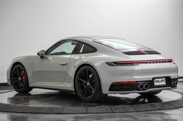 2020 Porsche 911 Carrera S 3