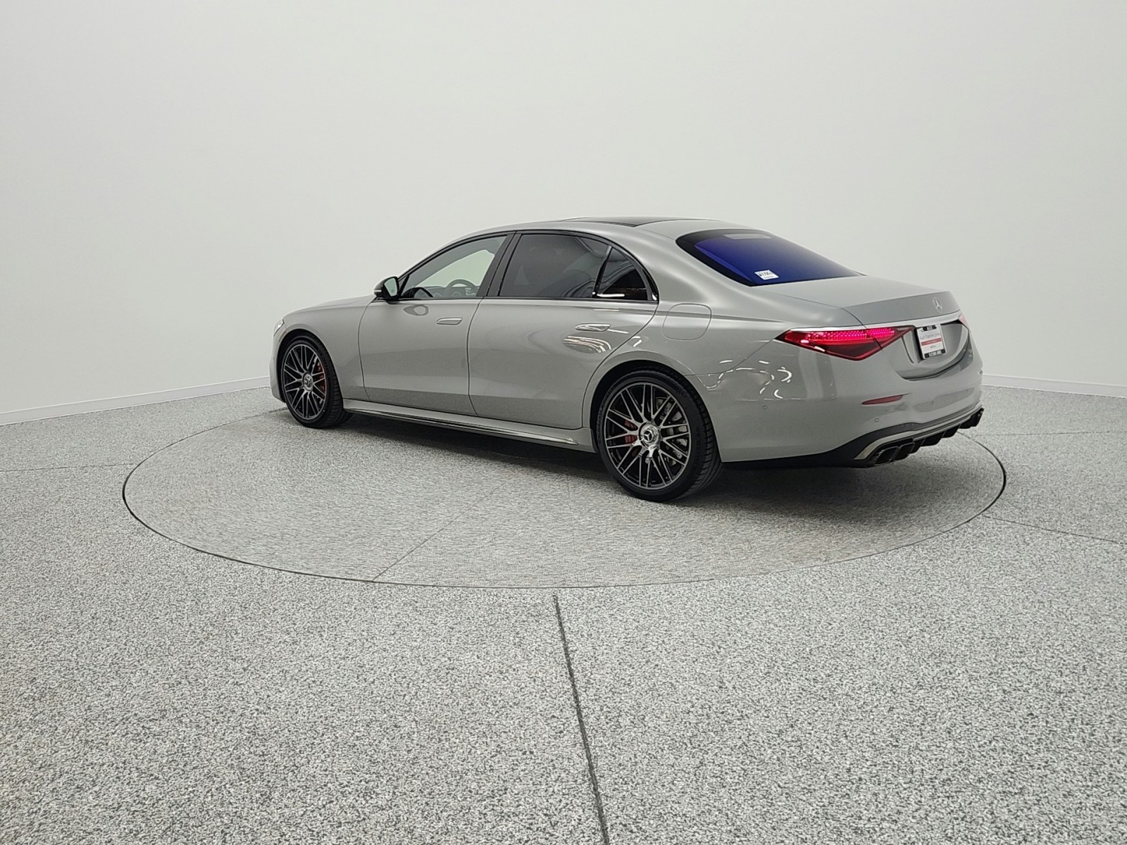 Used 2024 MANUFAKTUR Alpine Grey Mercedes-Benz AMG® S 63 E 4MATIC Sedan image 12