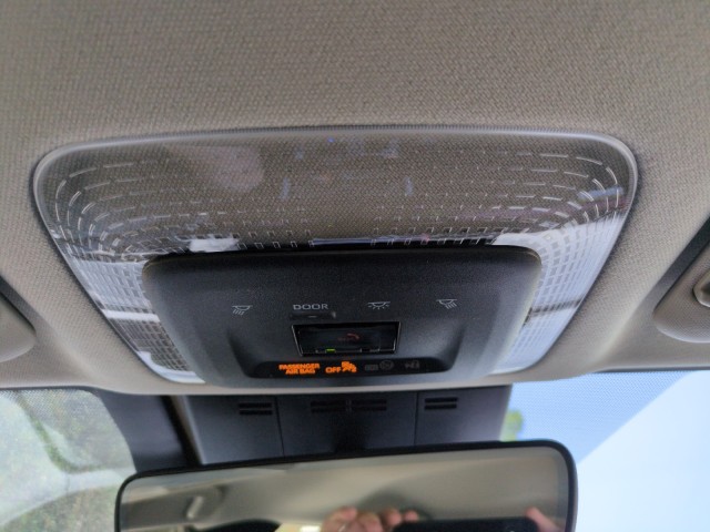 ToyotaPrius Plug-In Hybrid28