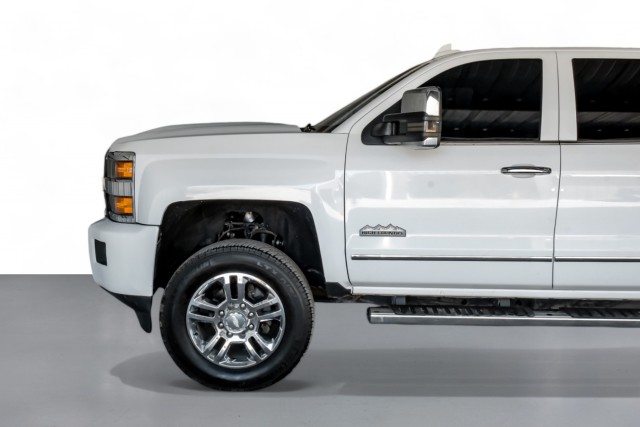 2015 Chevrolet Silverado 2500HD Built After Aug High Country 11