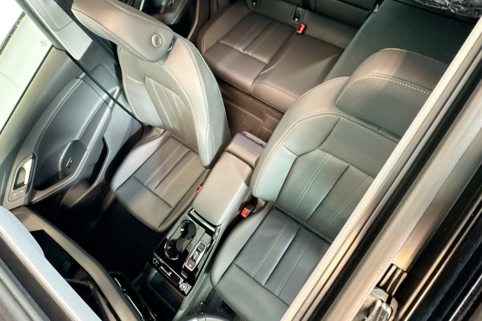 New 2025 Manhattan Gray Metallic Audi Premium quattro image 19