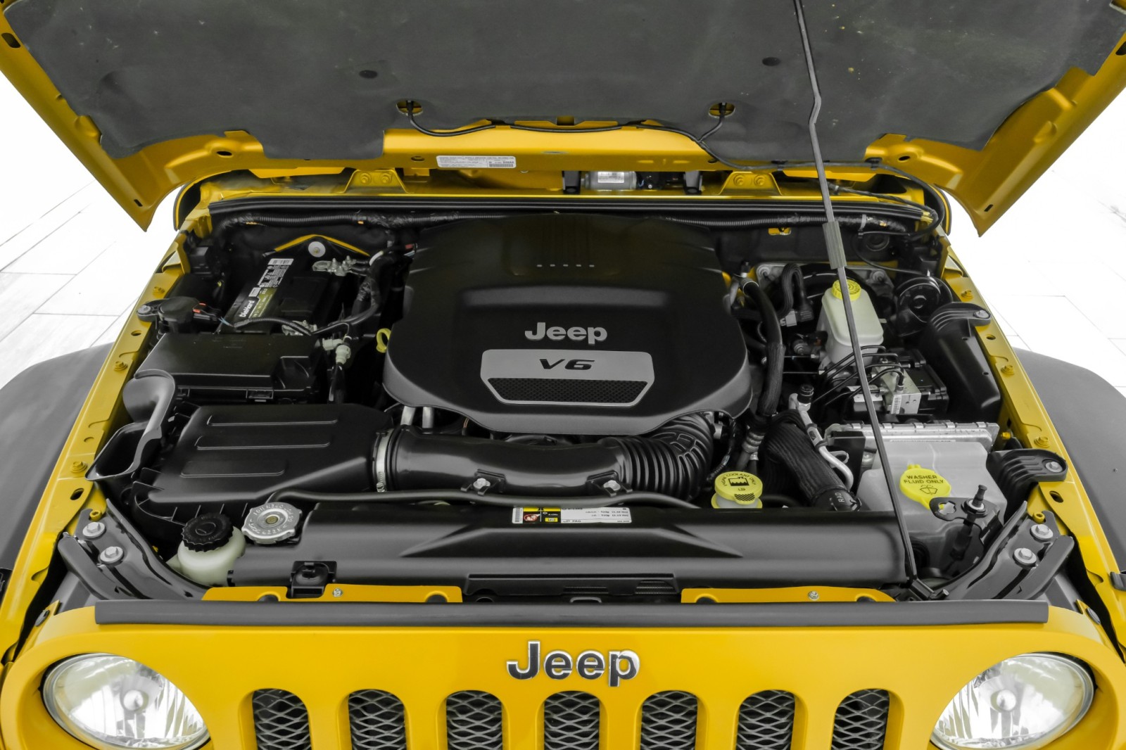 2014 Jeep Wrangler UNLIMITED RUBICON 4WD AUTOMATIC SOFT TOP CONVERTIB 43