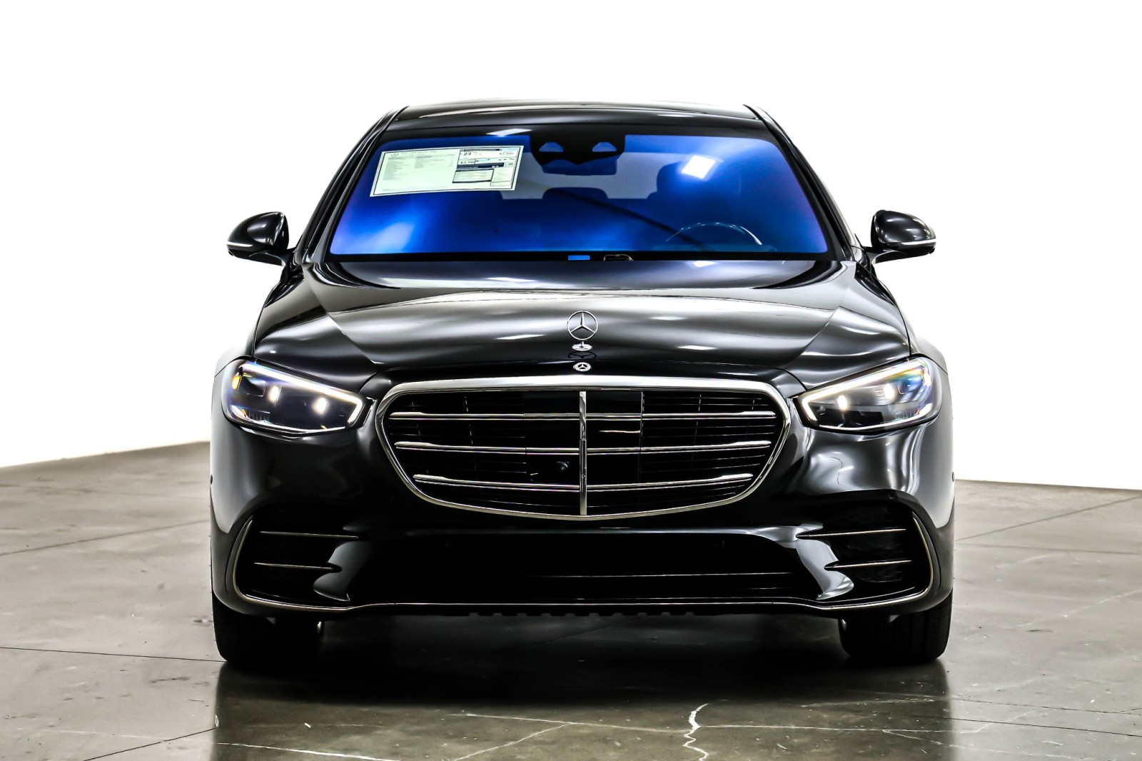 New 2026 Obsidian Black Metallic Mercedes-Benz S 500 image 2