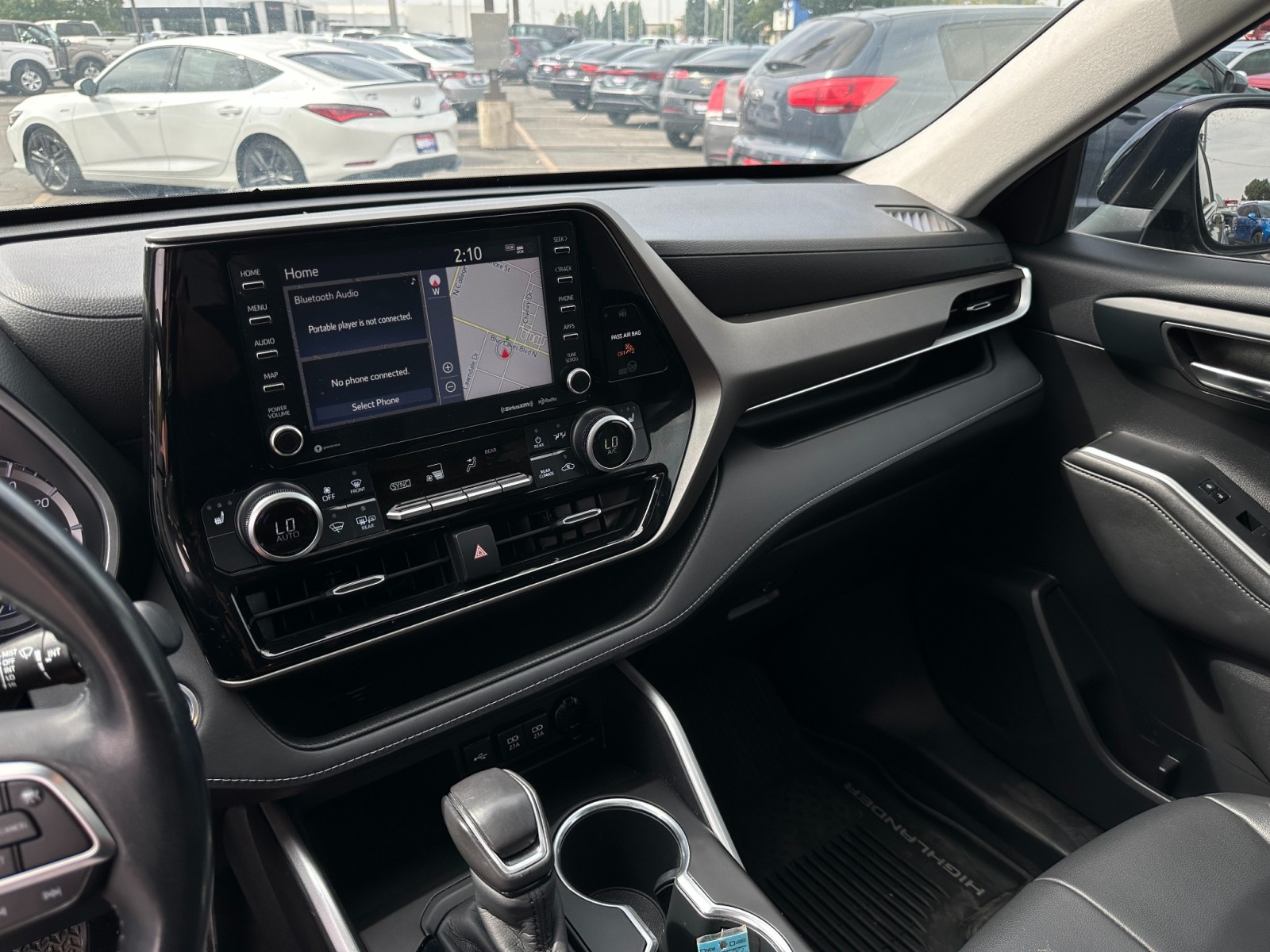 2020 Toyota Highlander Hybrid XLE 19