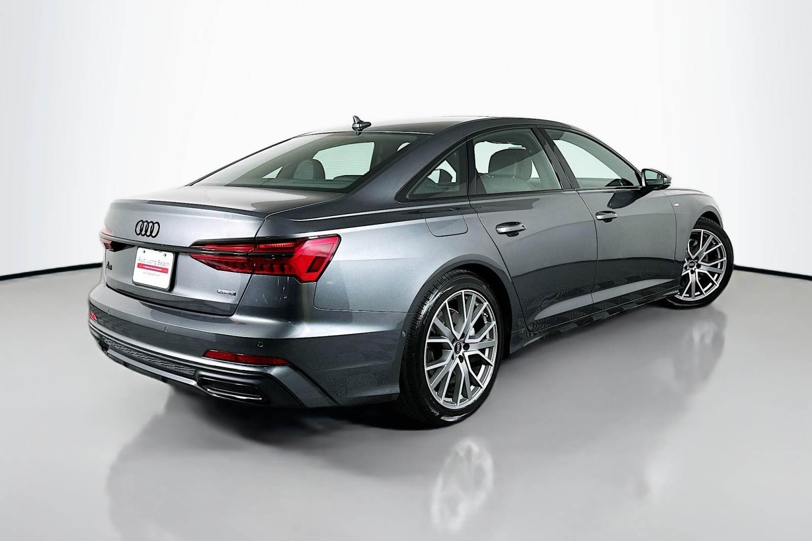Used 2023 Daytona Gray Pearl Effect Audi Premium image 14