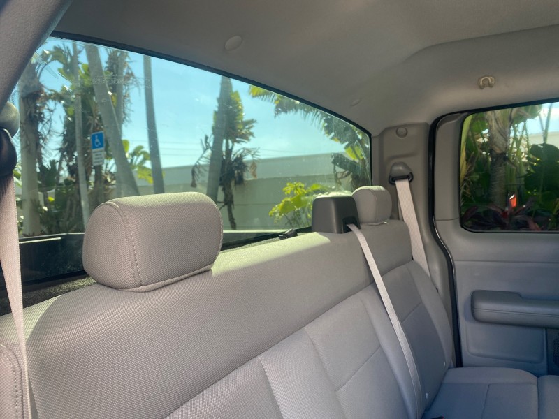 2006 Ford F-150 STX 4 DOOR LOW MILES 92,223 in ,