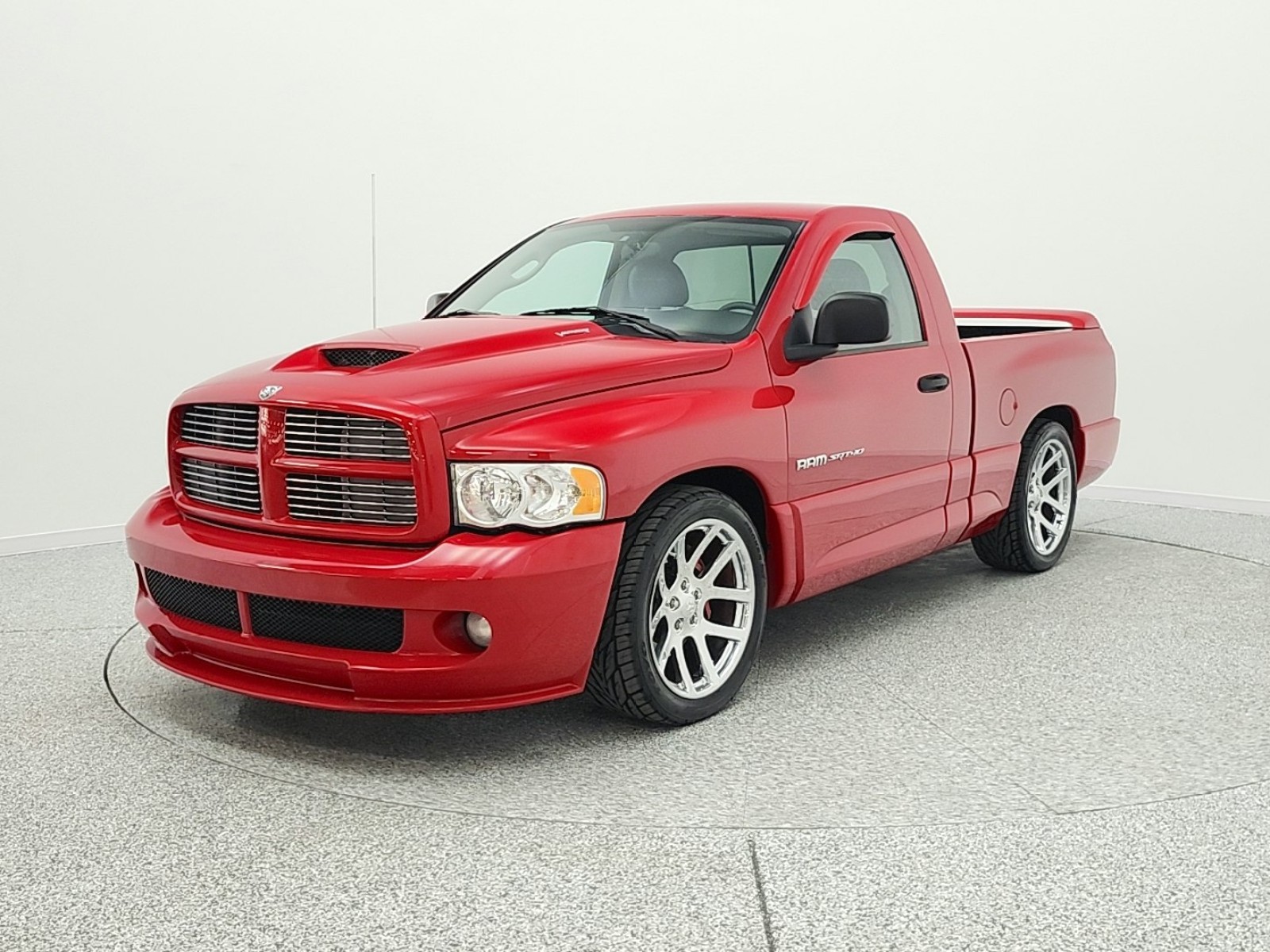2004 Dodge Ram SRT-10 2dr Reg Cab 120.5 WB SRT-10