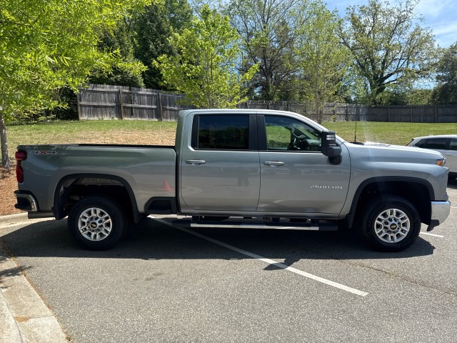 ChevroletSilverado 2500HD8