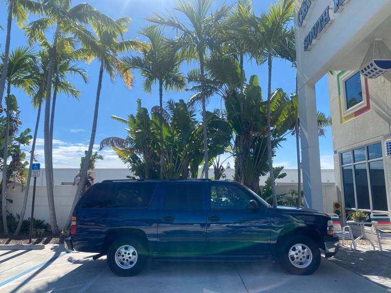 2003 Chevrolet Suburban LT 1 OWNER NO ACCIDENTS in ,