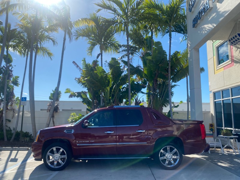 2007 Cadillac Escalade EXT LOW MILES 13,852 1 OWNER 4WD in , 