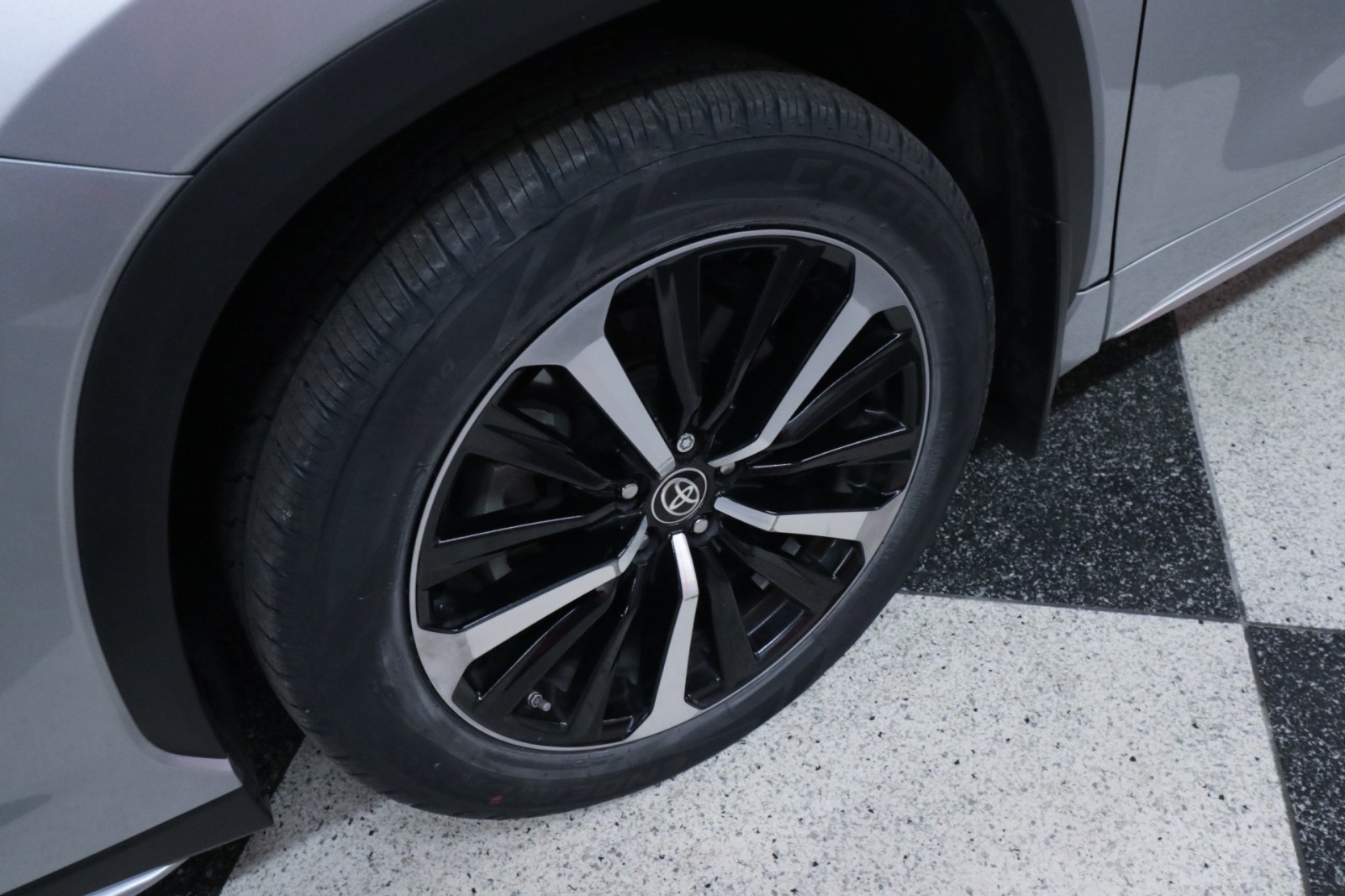 Used Car 2021 Toyota Highlander  Xse For Sale Under $35,000 In Austin, Texas