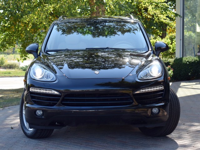 2014 Porsche Cayenne Diesel! Navi Pano Moonroof Heated/Cooled Front Seats Rear View Camera Lane Departure Park Assist Tow Pkg. MSRP $74,495 7