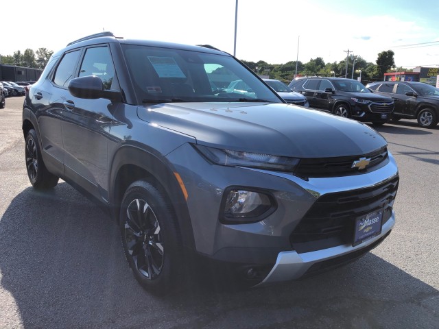 2022 Chevrolet Trailblazer LT 2