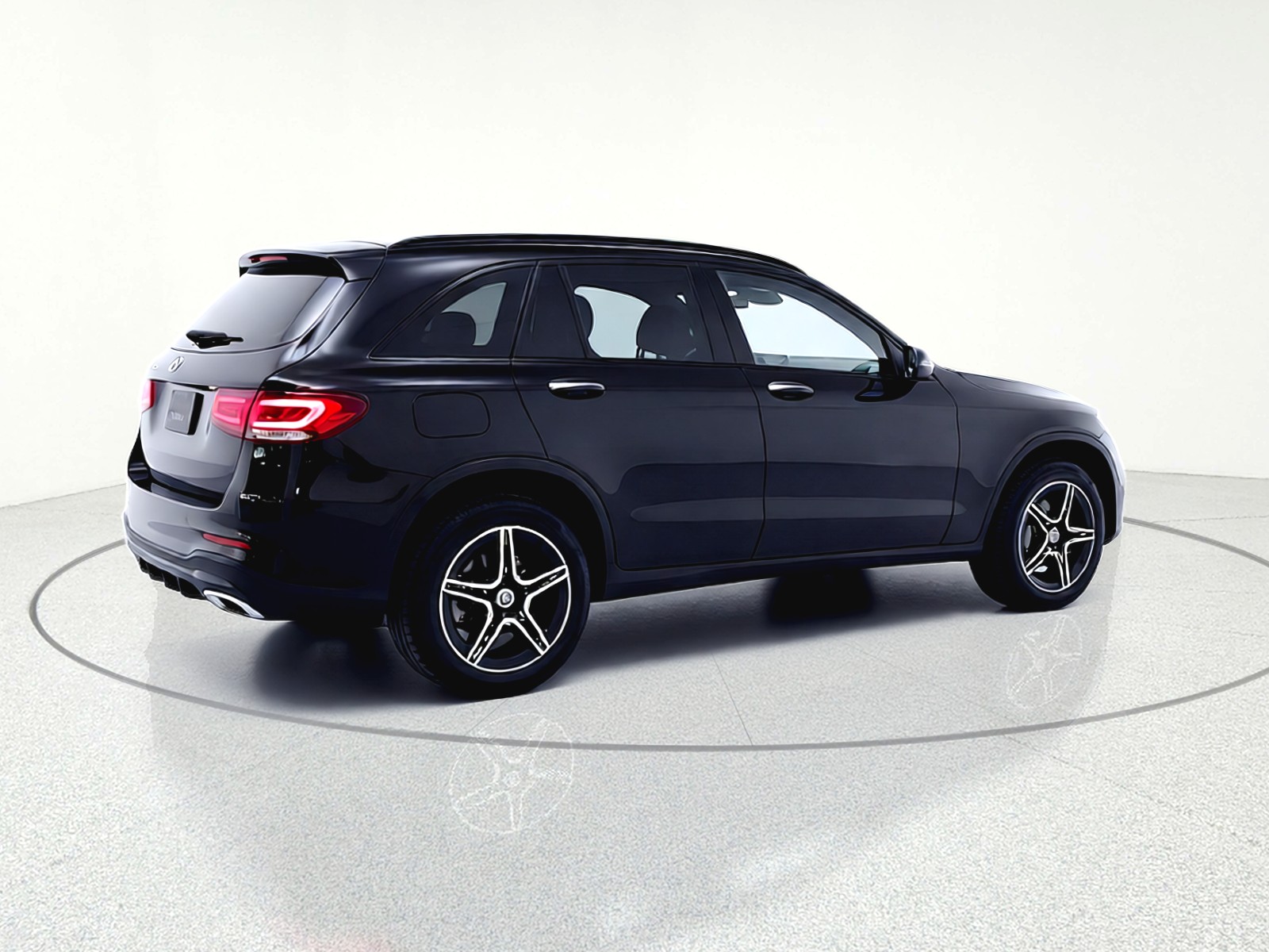 Used 2022 Black Mercedes-Benz GLC 300 SUV image 15