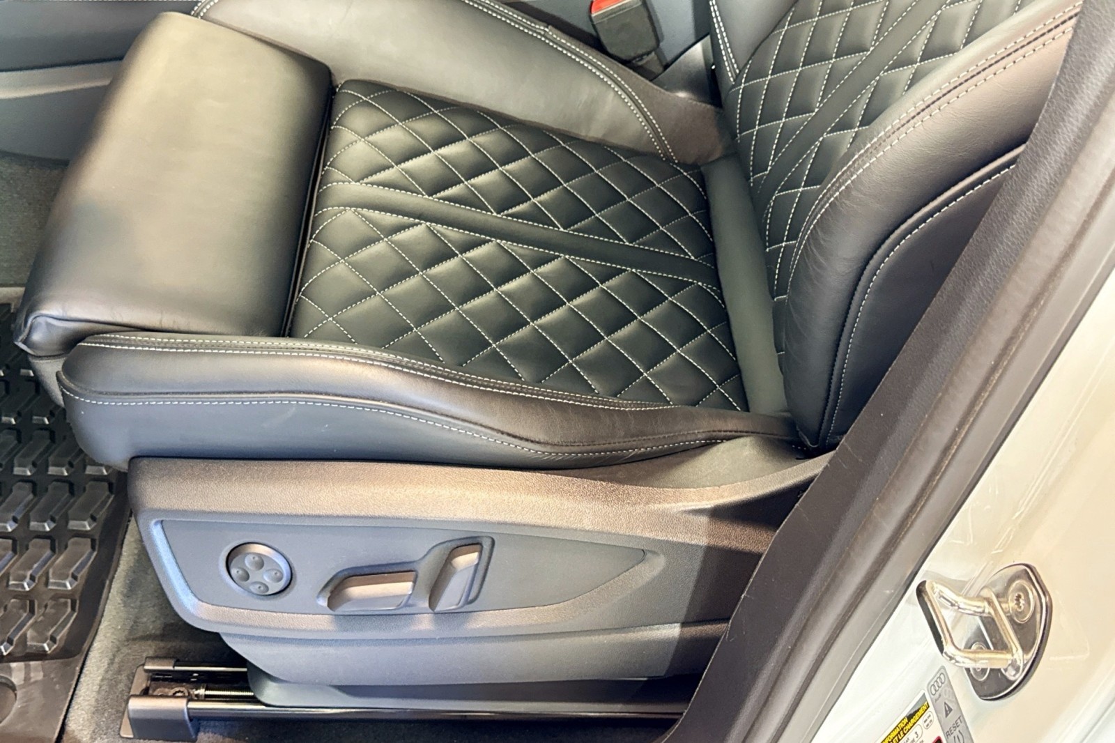 Used 2025 Glacier White Metallic Audi Prestige image 19