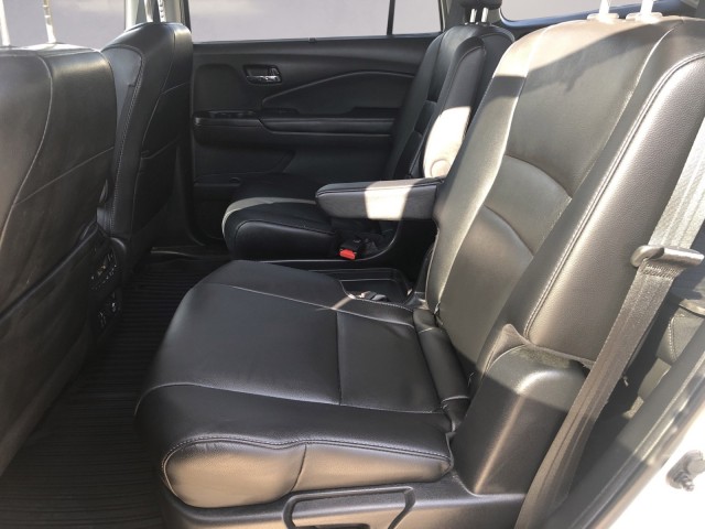 2019 Honda Pilot Touring 7-Passenger 12