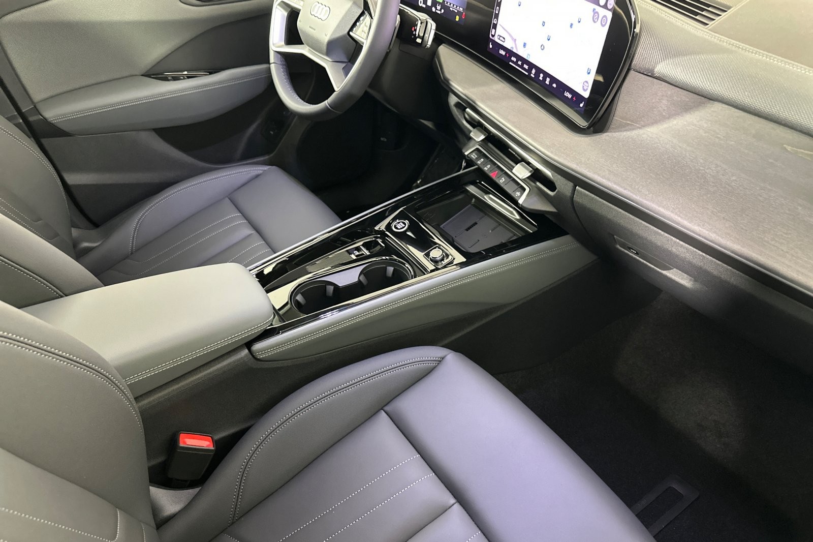 New 2026 Daytona Gray Pearl Effect Audi S line quattro image 15
