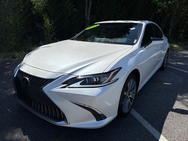LexusES3