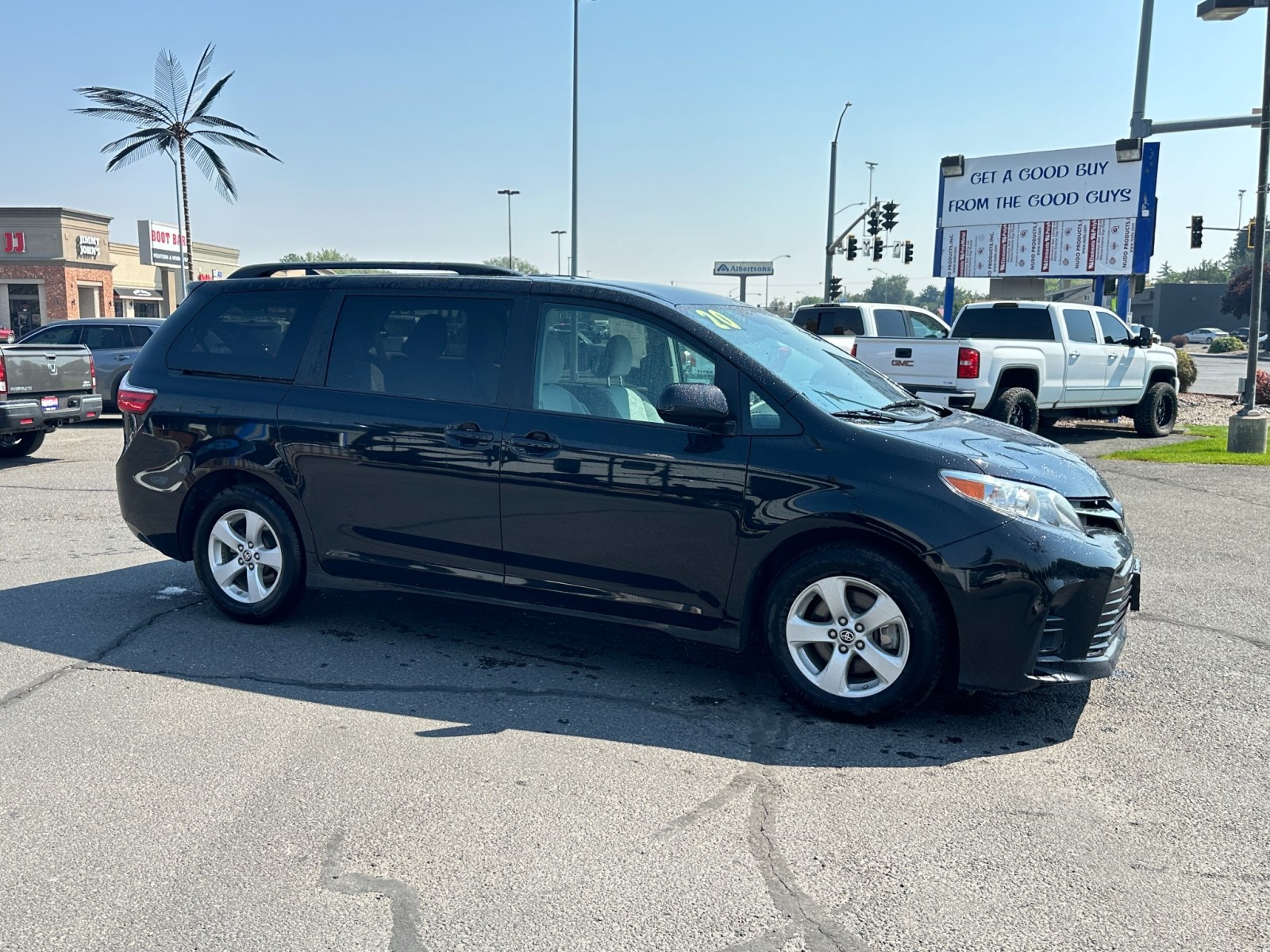 2020 Toyota Sienna LE 5