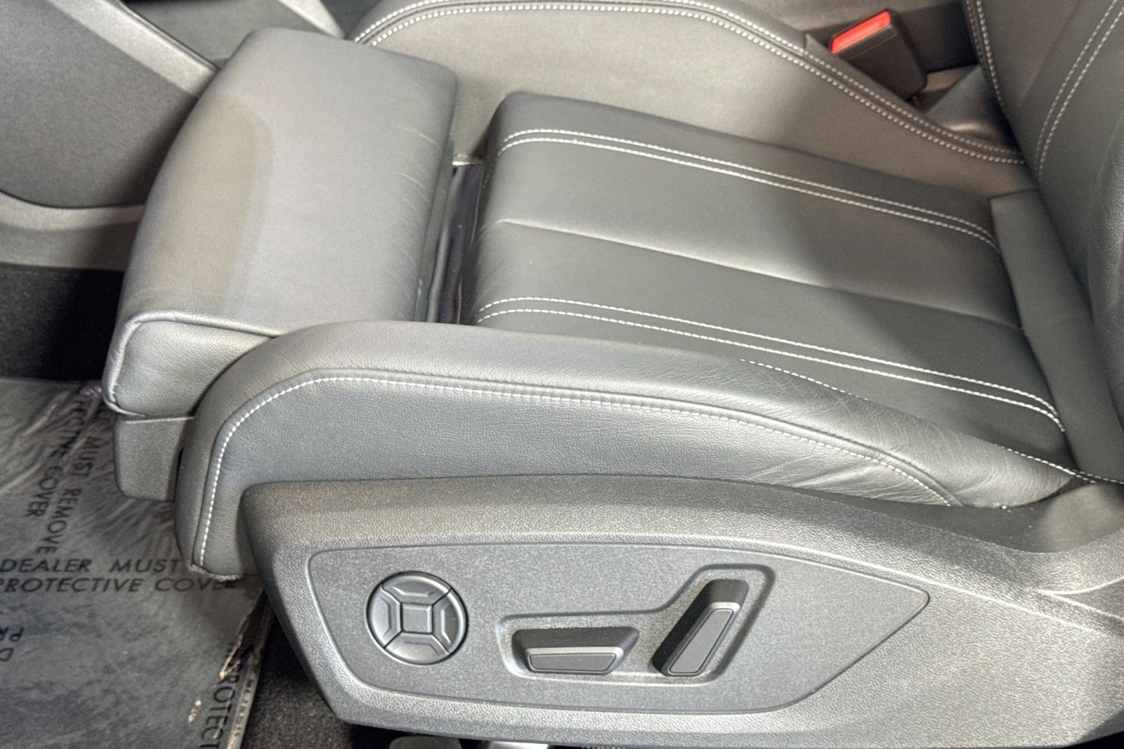 Used 2025 Pebble Gray Audi Premium Plus image 18