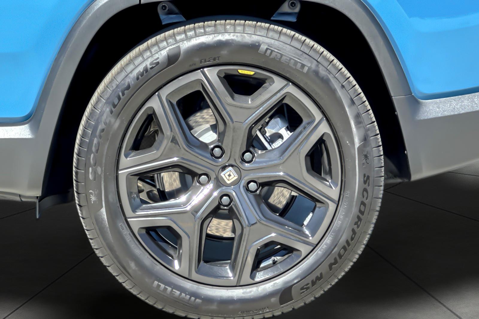 Used 2025 BLUE Rivian Adventure image 26