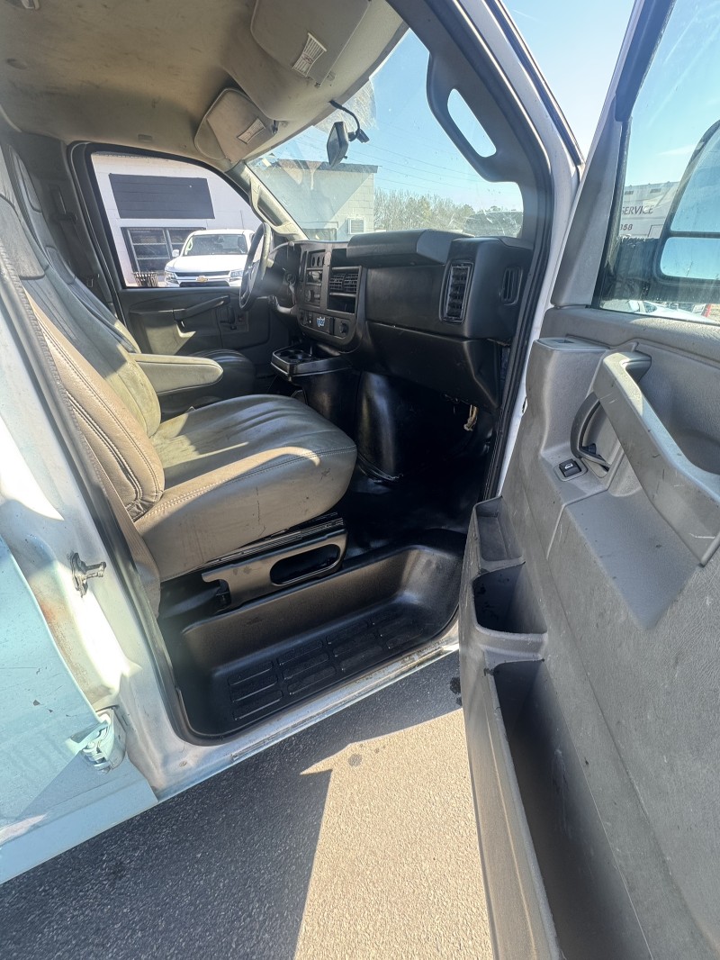 2017 Chevrolet Express 2500 Cargo Van  in , 