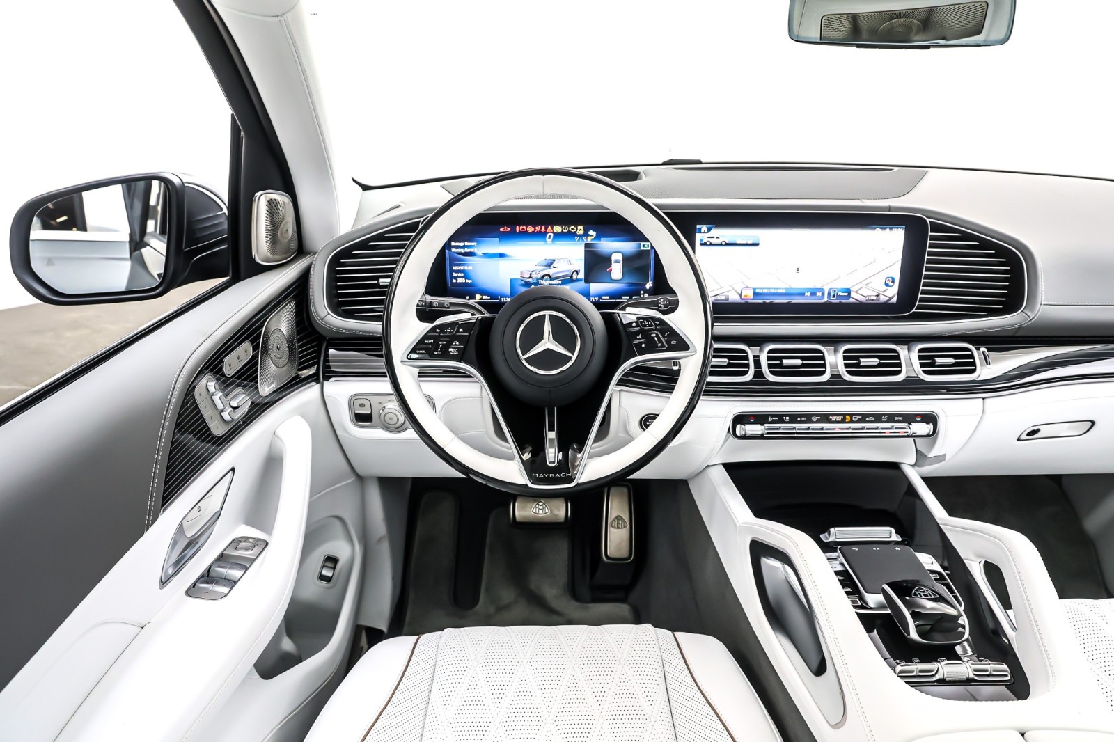 New 2026 Selenite Grey Metallic Mercedes-Benz Maybach GLS 600 image 4