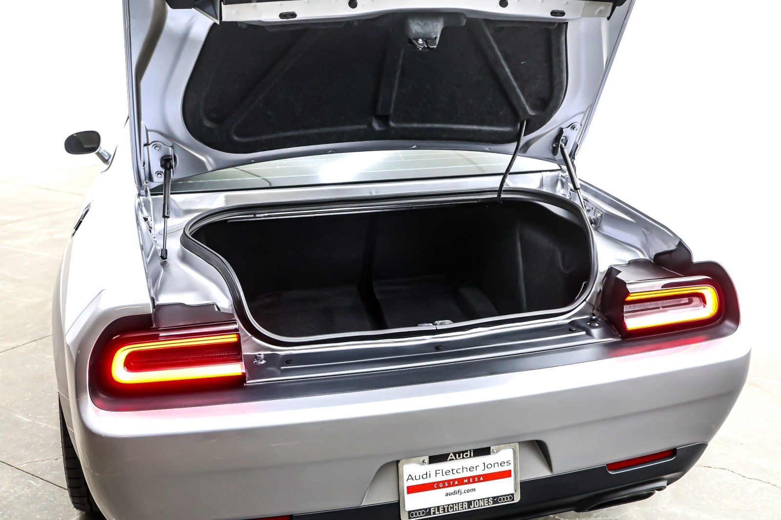 Used 2018 Billet Clearcoat Dodge SRT Demon RWD image 23