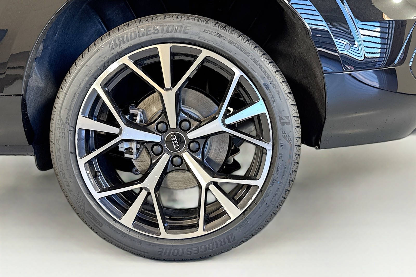 New 2026 Mythos Black Metallic Audi S line image 29