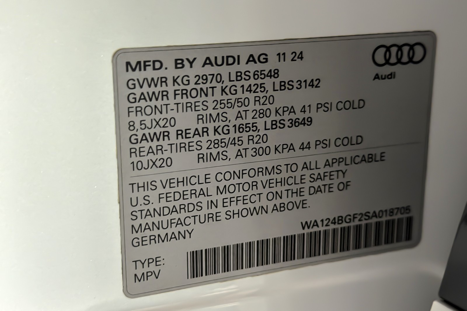 Certified Used 2025 Glacier White Metallic Audi Premium Plus quattro image 28