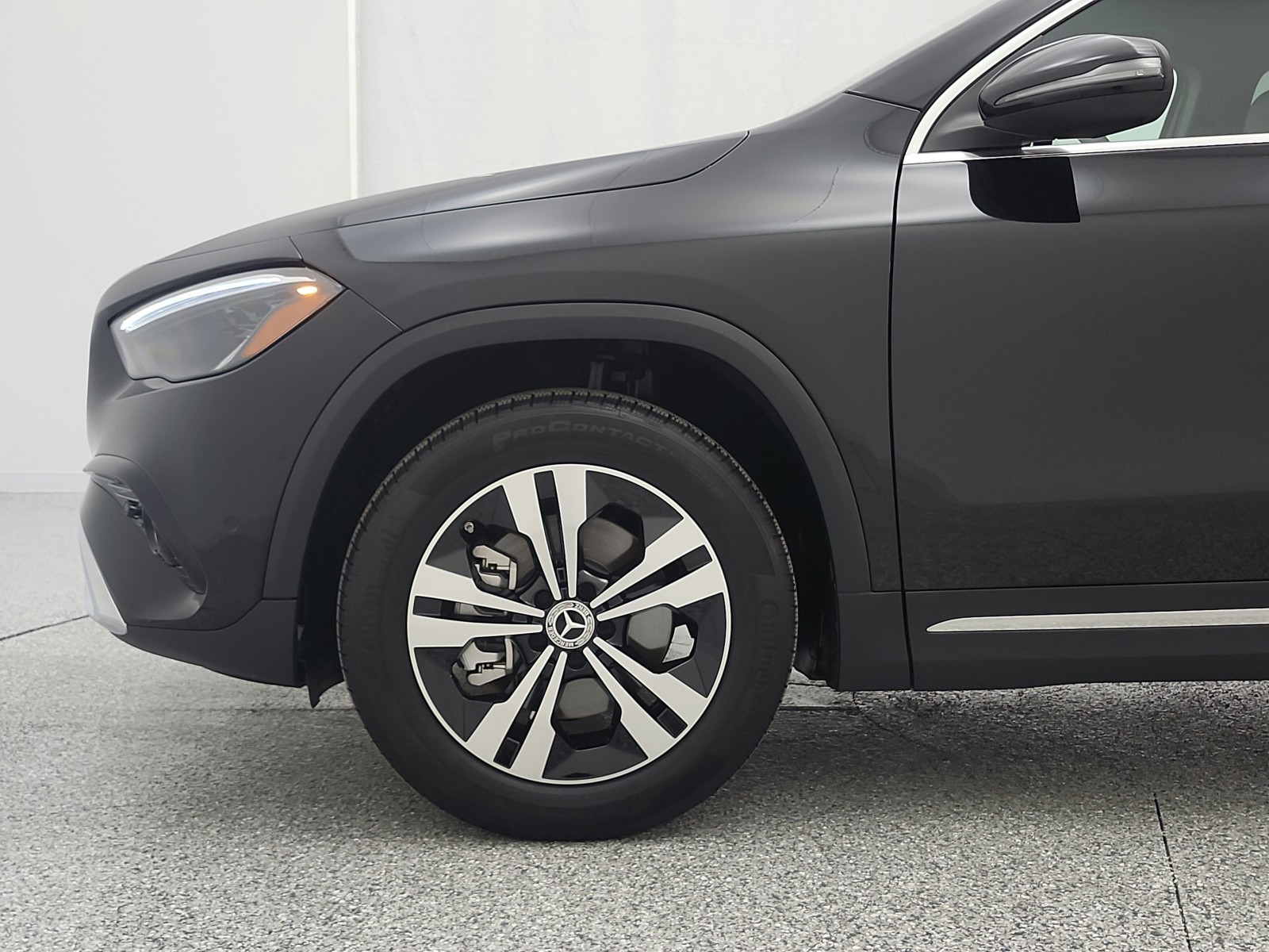 Certified Used 2025 Night Black Mercedes-Benz GLA 250 SUV image 24