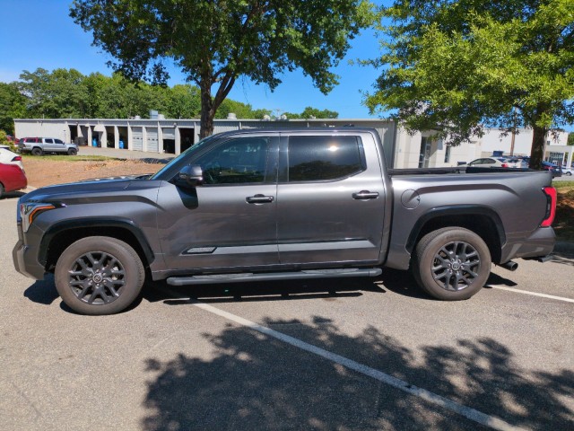 ToyotaTundra 2WD3