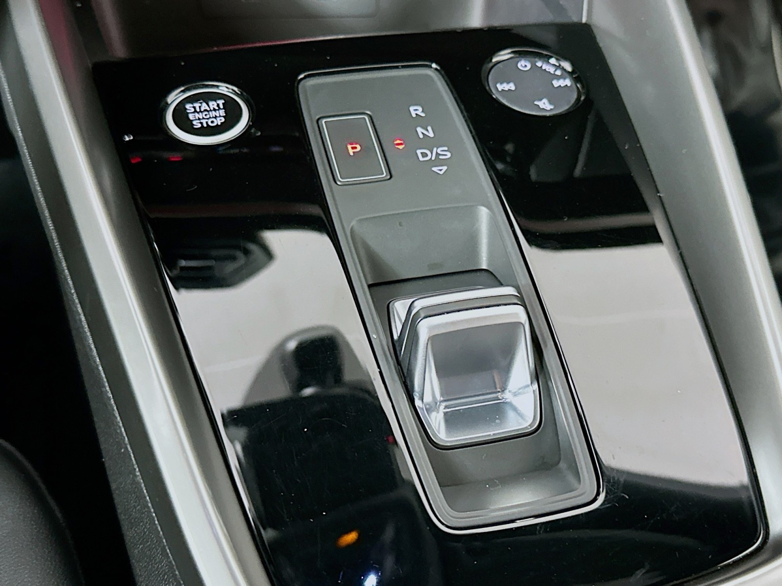 Used 2023 Glacier White Metallic Audi Premium Plus image 7