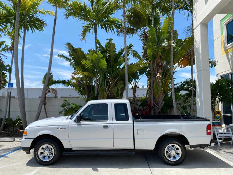 2011 Ford Ranger XLT LOW MILES 44,686 in ,