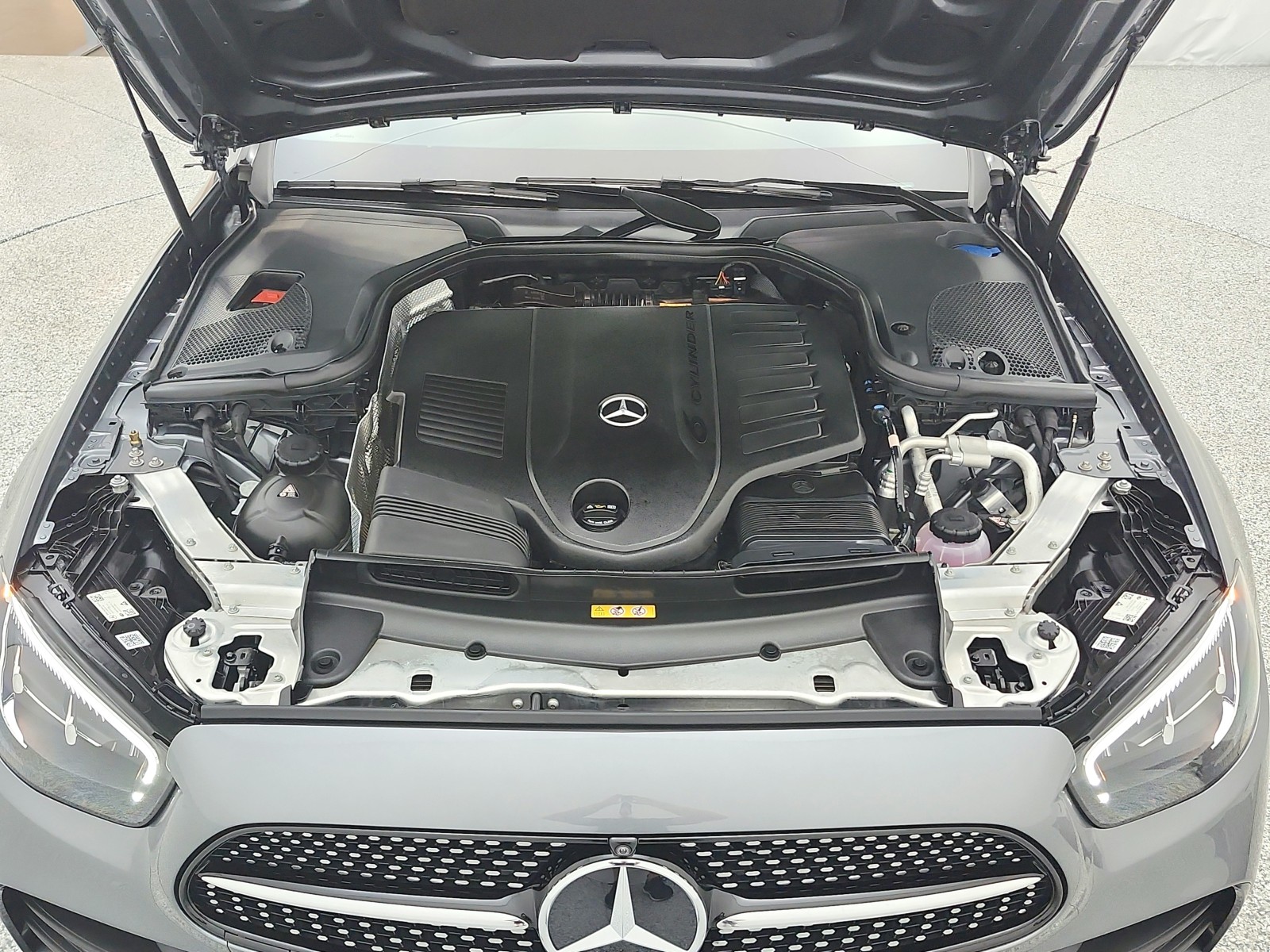 Used 2022 Selenite Grey Metallic Mercedes-Benz E 450 4MATIC® Sedan image 19