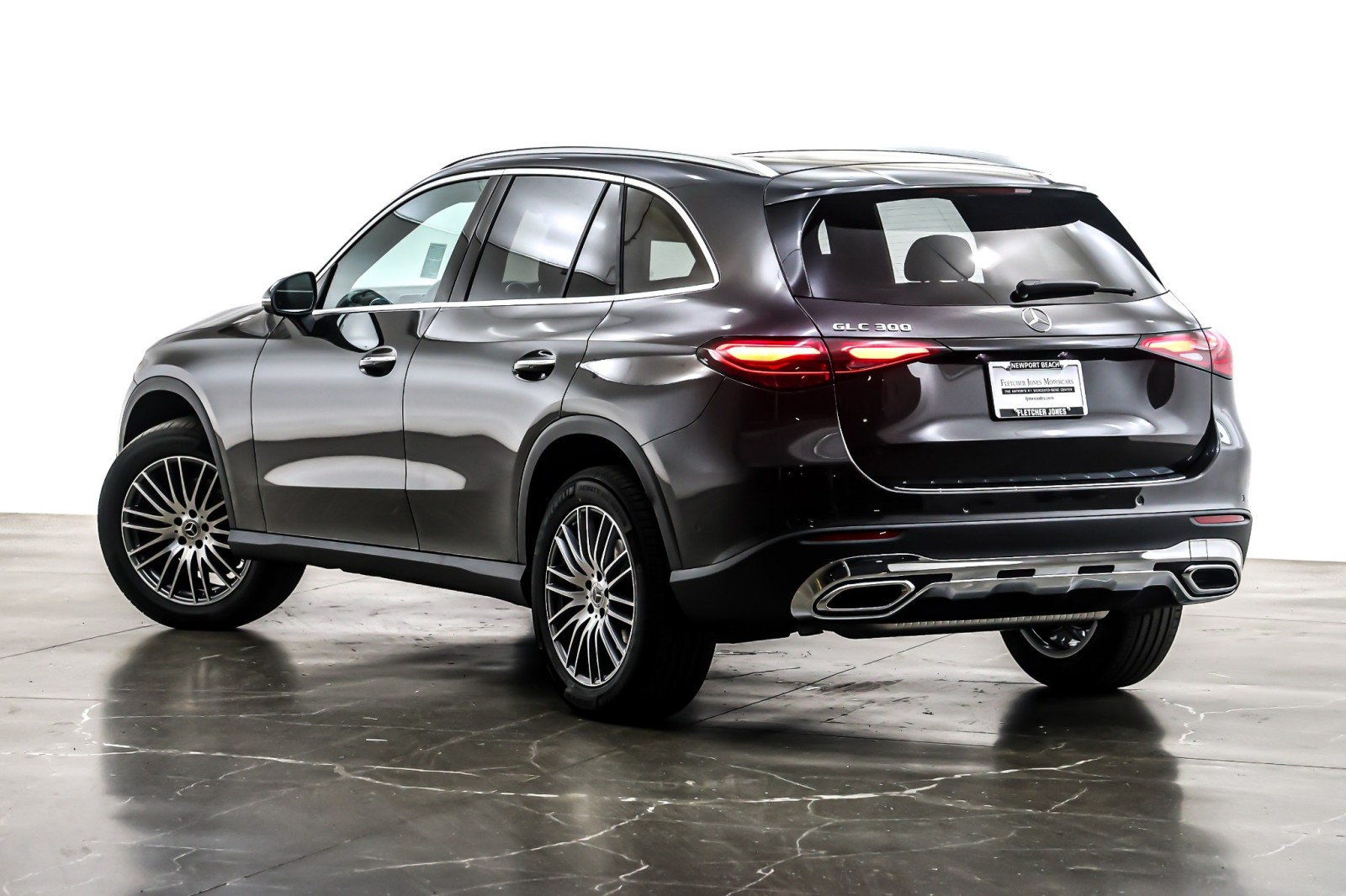 New 2026 Graphite Grey Metallic Mercedes-Benz GLC 300 image 12